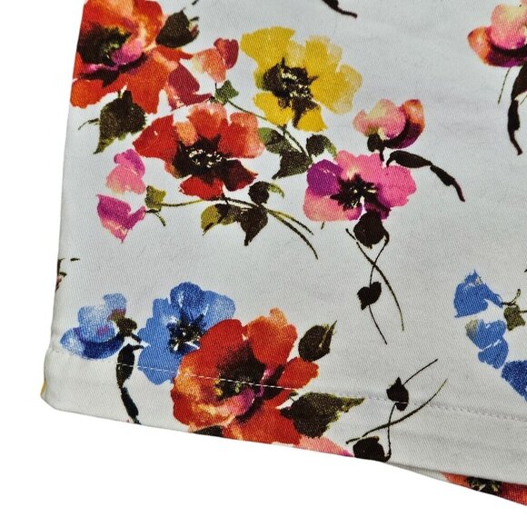 Gloria Vanderbilt "Amanda" White Floral Print Denim Shorts High Rise Size 14 New - Picture 5 of 12